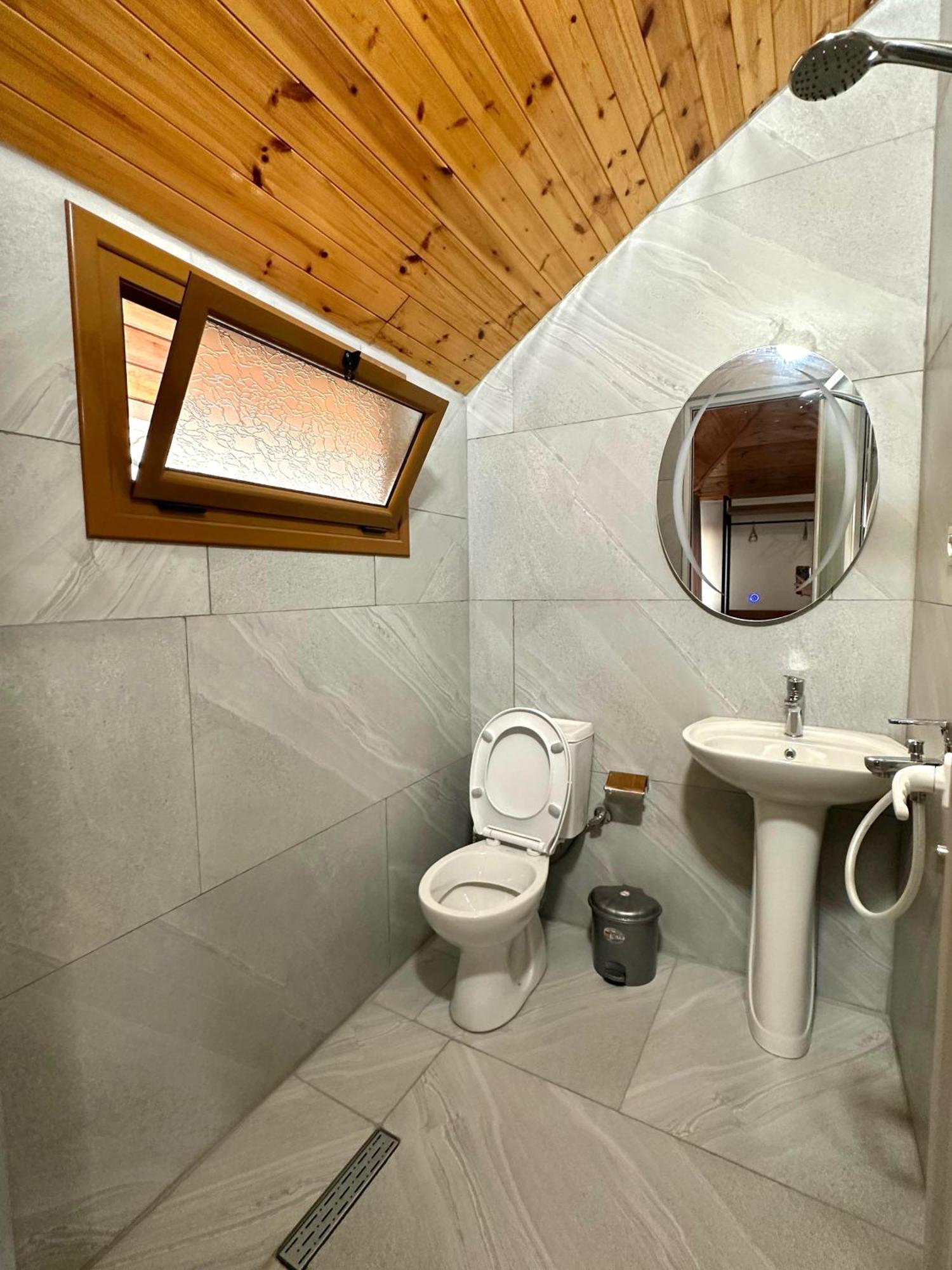 Evelina Ernild Rooms Sarandë Exterior foto